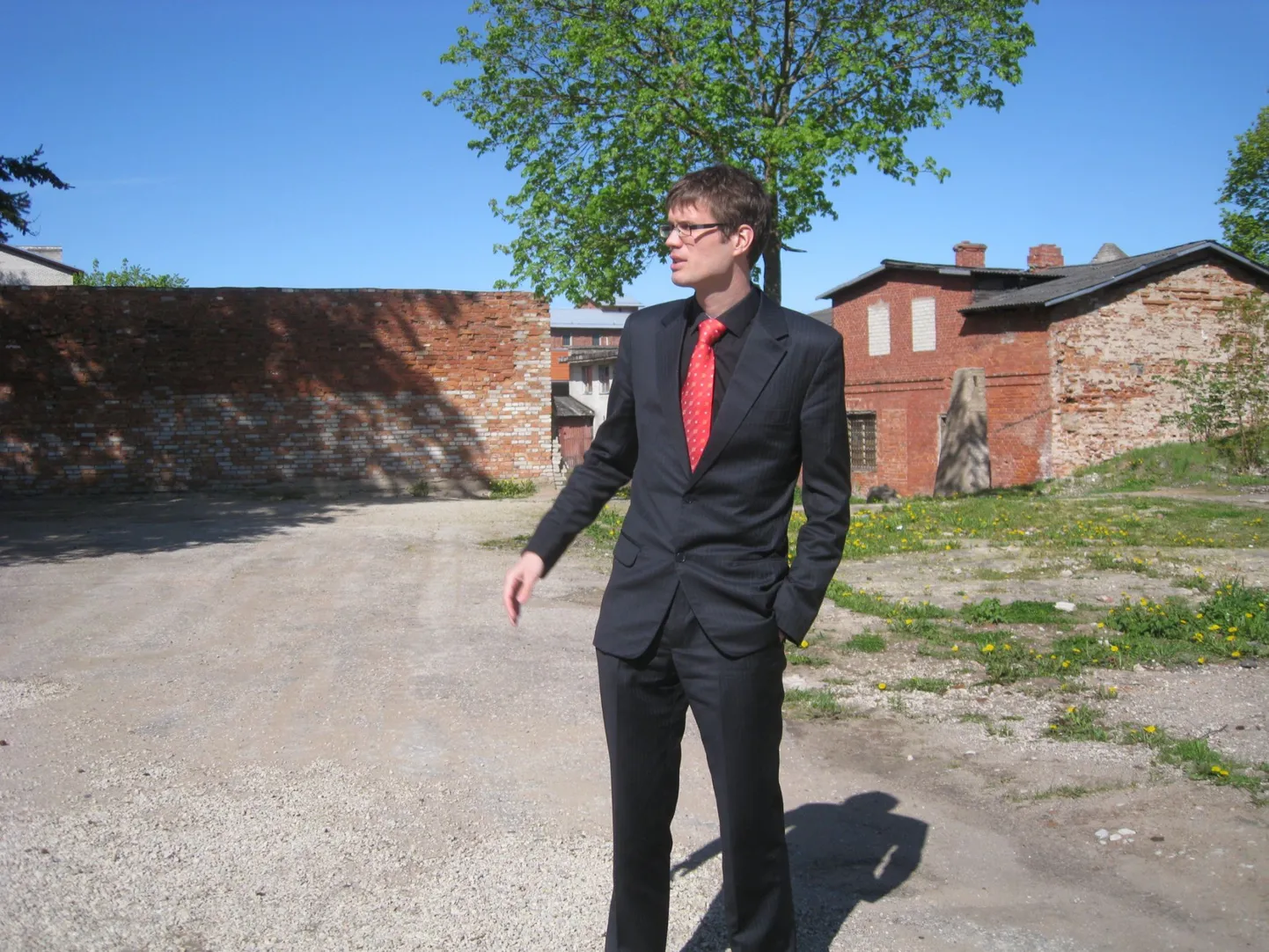 Jiri Tintera Valga 8. kvartali läbimurdel, mida võib nimetada ka esimeseks sammuks uue linnasüdame suunas.