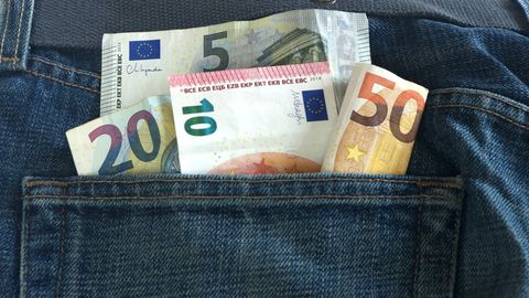 Kuritegelik ühendus toimetas Soomest Eestisse ligi 2,4 miljonit eurot
