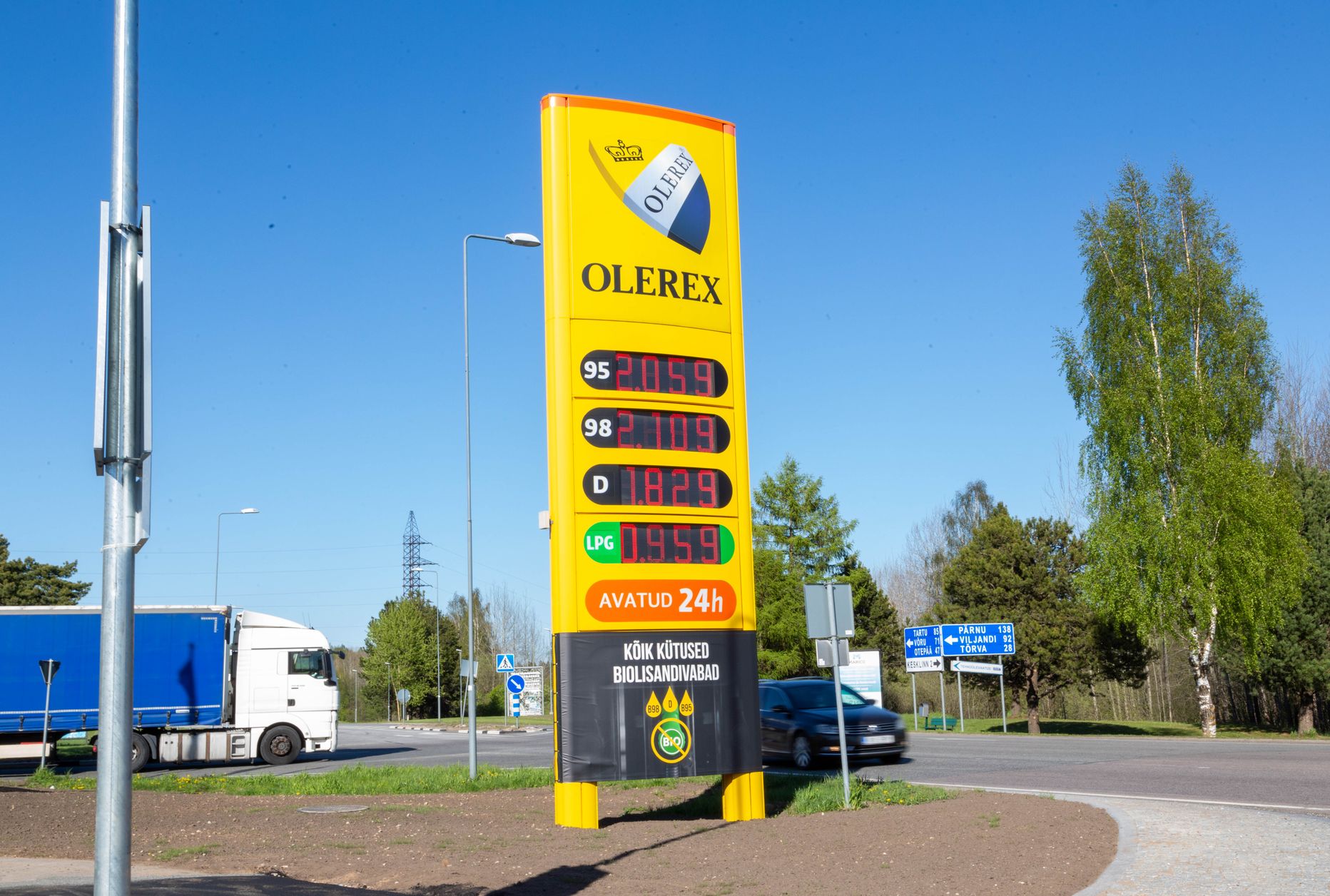 The Central Criminal Police and Estonian Environmental Board are investigating in a criminal probe whether fuel seller AS Olerex has knowingly submitted false information to the Tax and Customs Board.