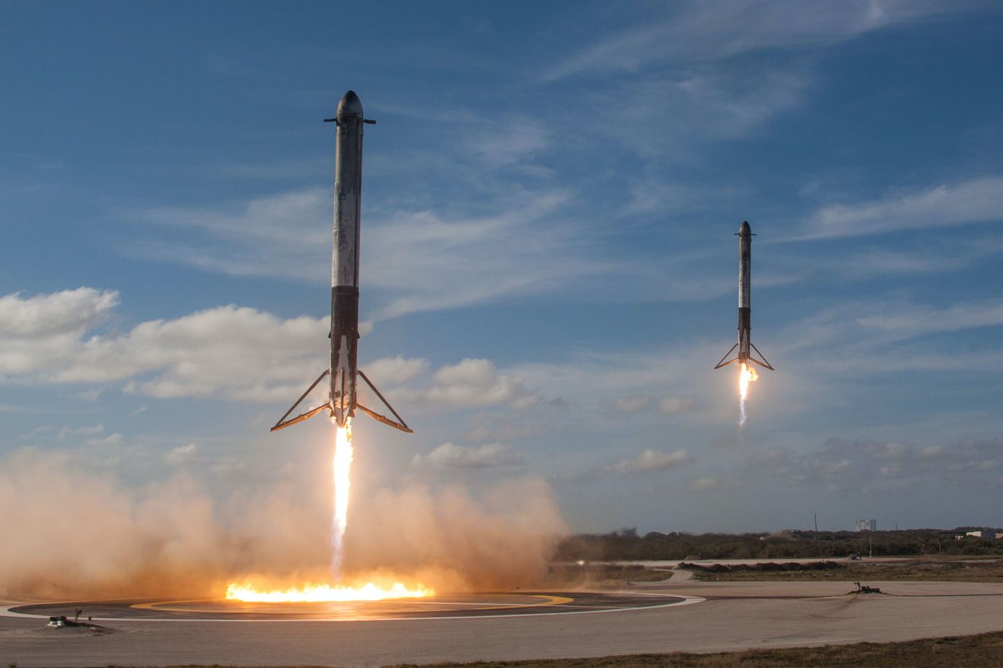 "SpaceX" raķetes.