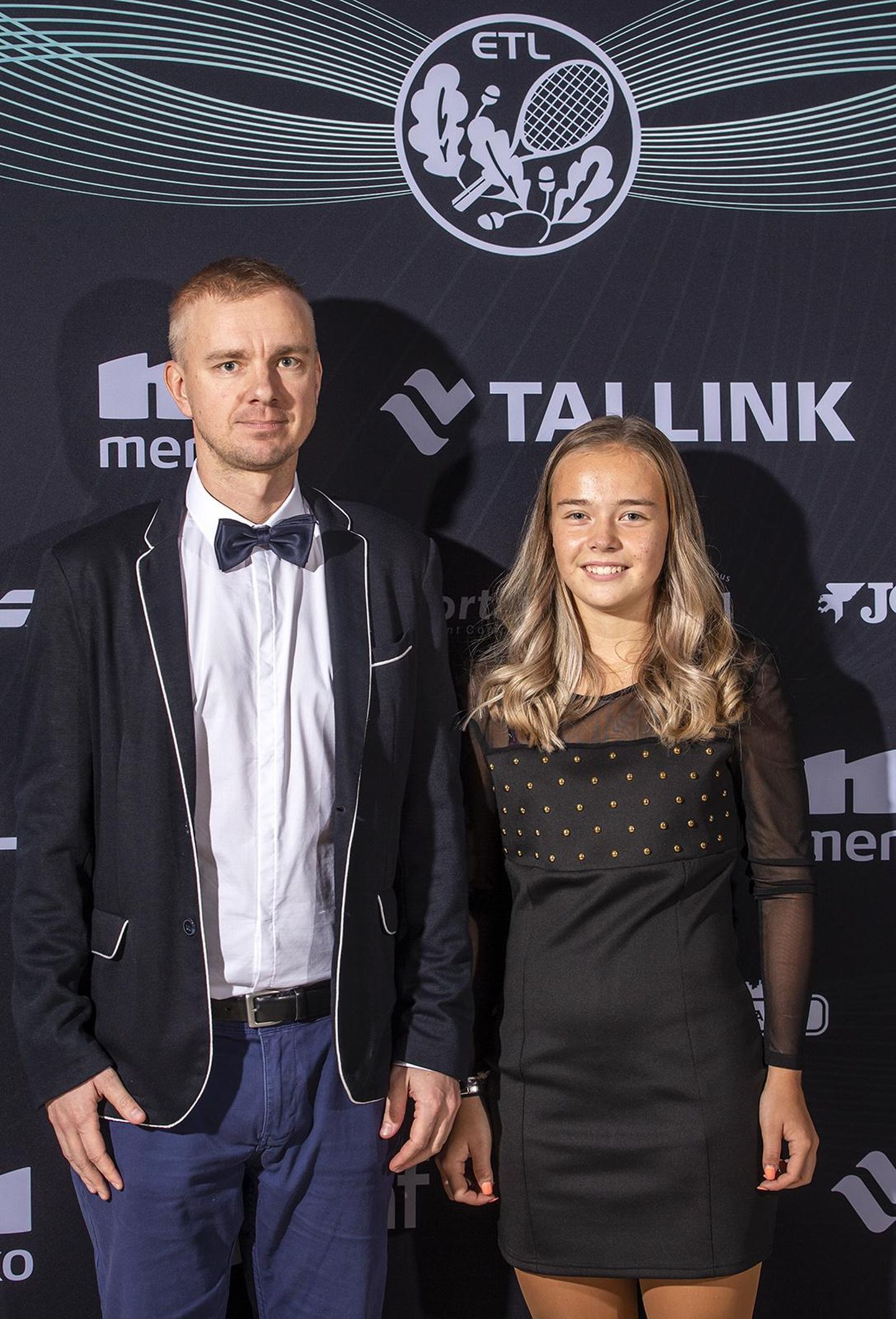 Möödunud nädala reedel valis Eesti tennise liit Viljandi Fellini aasta tenniseklubiks ning selle liikmed Ott Ahoneni ja Brit Martini oma arvestuses aasta tennisistiks.