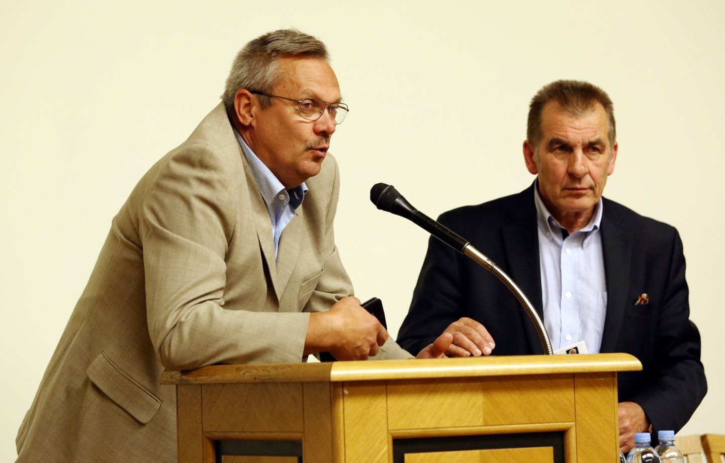 Partijas "Latviešu Nacionālisti" līderi Vladislavs Bautris (no kreisās) un Andris Rubins 