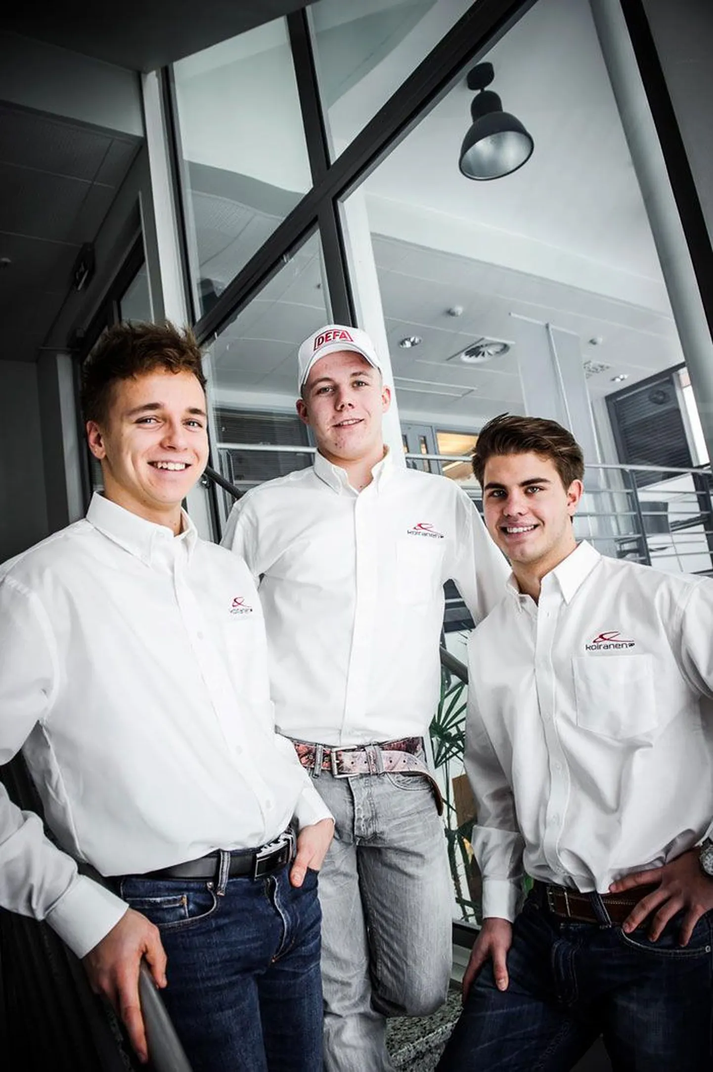 Kevin Korjus (vasakult), Aaro Vainio ja Patrick Kujala püüavad GP3-sarjas Põhjamaade võidusõidutraditsioone au sees hoida.