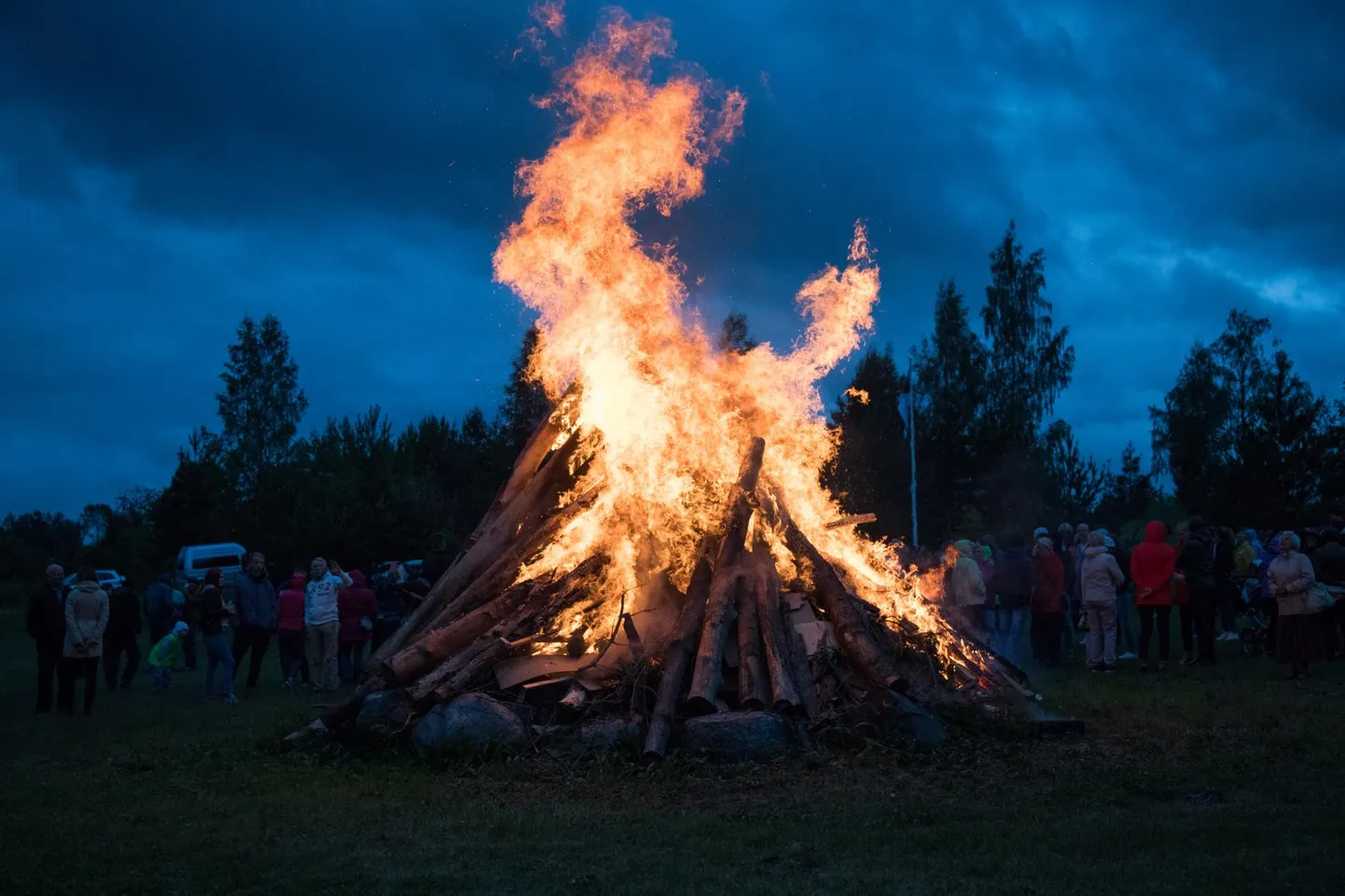 VILJANDI, EESTI22JUN18 Saarepeedi jaanipidu. MARKO SAARM/SAKALA