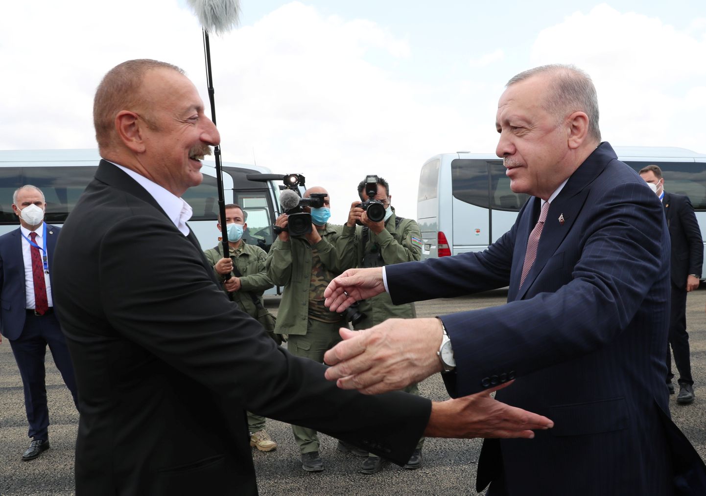 Türgi president Recep Tayyip Erdoğan kohtumas Aserbaidžaani president Ilham Alijeviga Mägi-Karabahhis 15. juunil 2021. aastal.