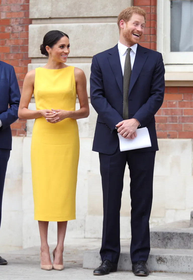 Meghan Markle ja prints Harry Londonis. Sussexi hertsoginna sääred ei ole kaetud.