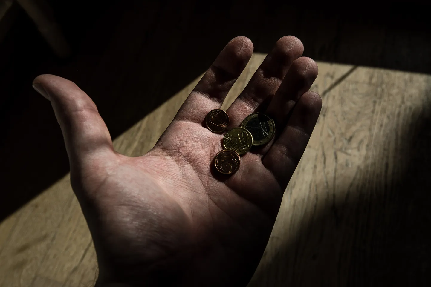 Estonia's 2023 budget deficit at 3 percent.