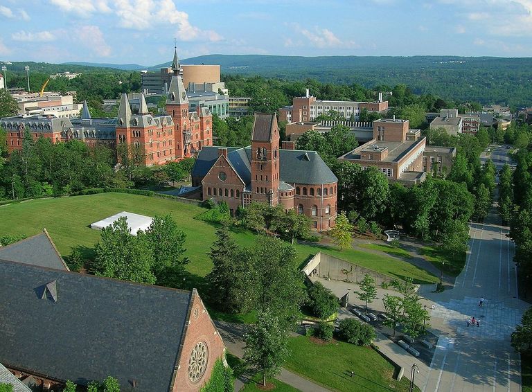 Cornelli ülikooli hooned