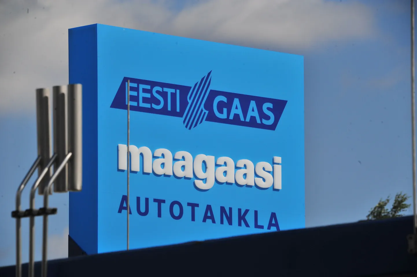 Maagaasi autotankla. Foto on illustreeriv.