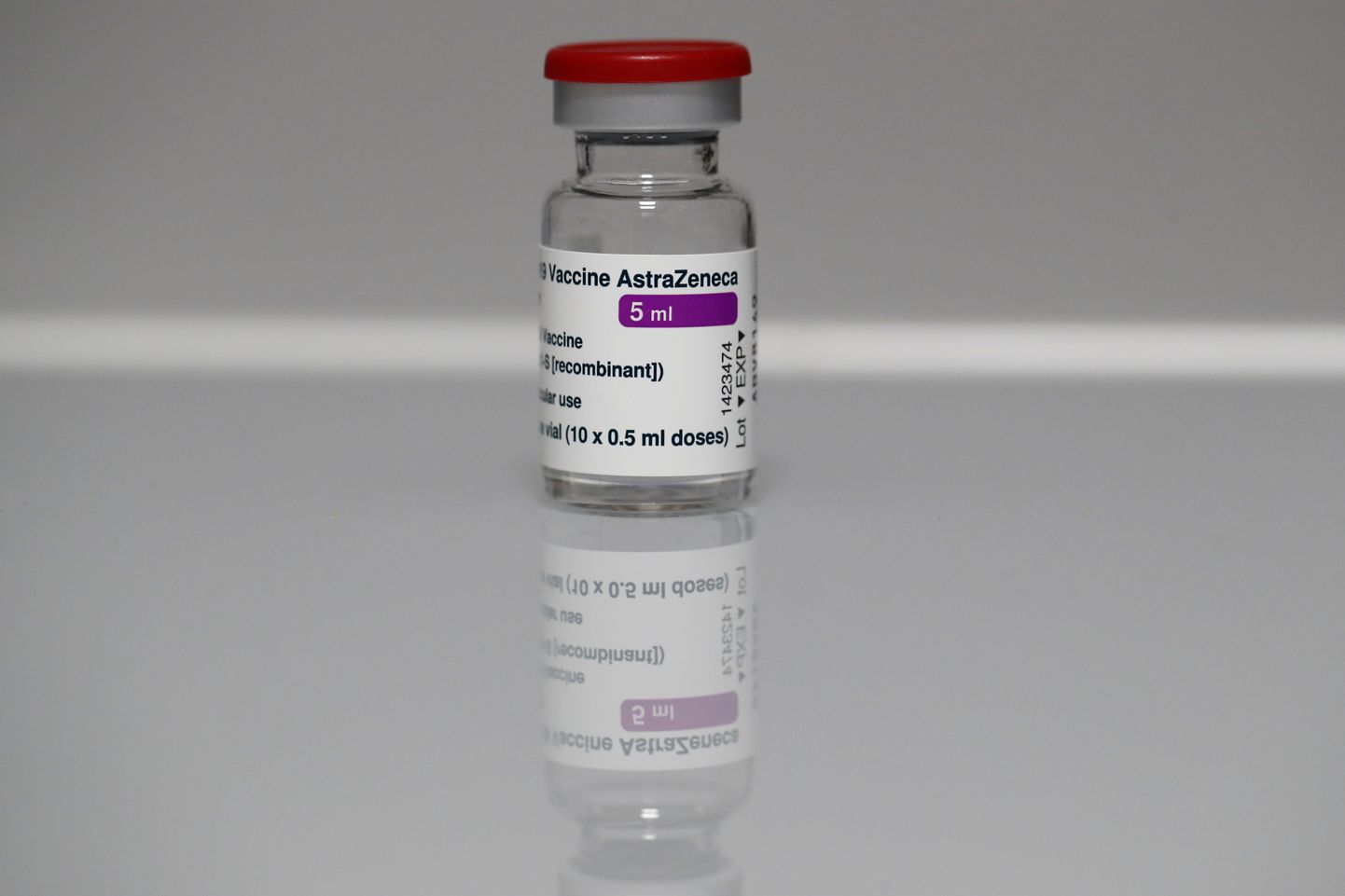 AstraZeneca COVID-19 vaktsiin Pariisi apteegis 19. märts 2021.