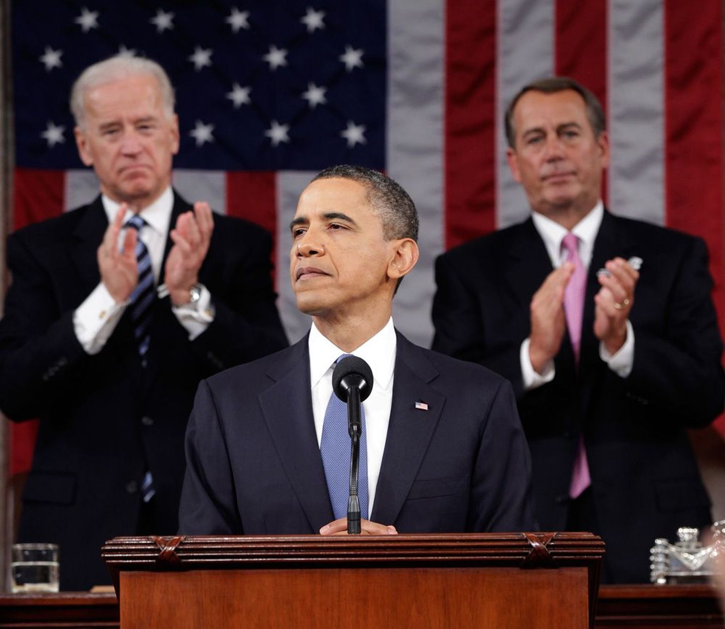 USA president Barack Obaama esindajatekojas. Taamal asepresident Joe Biden ja esindajatekoja spiiker John Boehner.