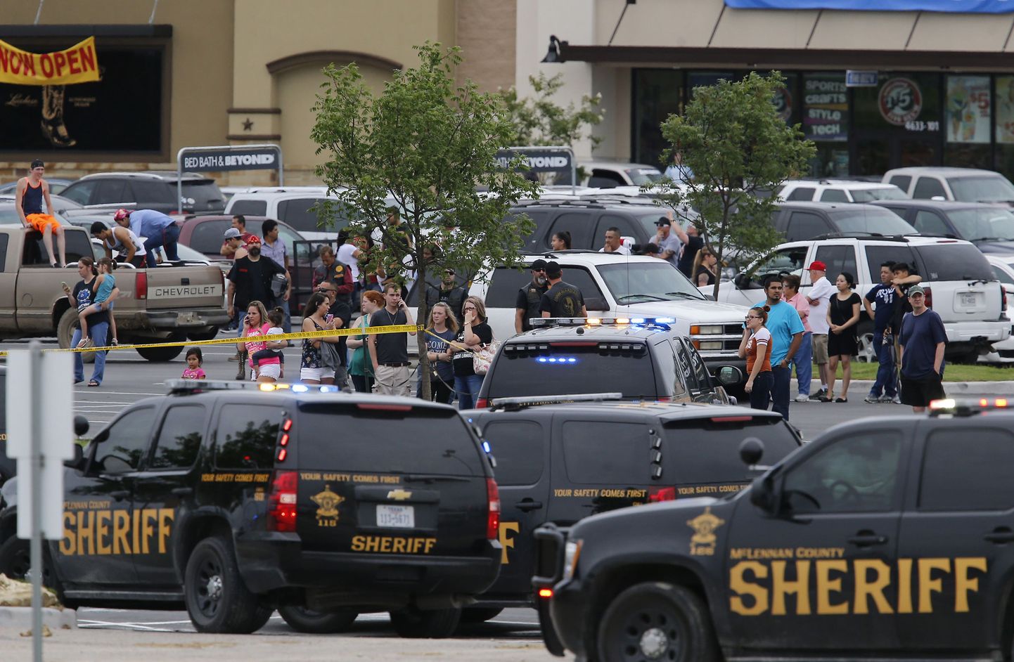 USAs Texases Wacos hukkus mootorrattagängide kokkupõrkes vähemalt üheksa inimest