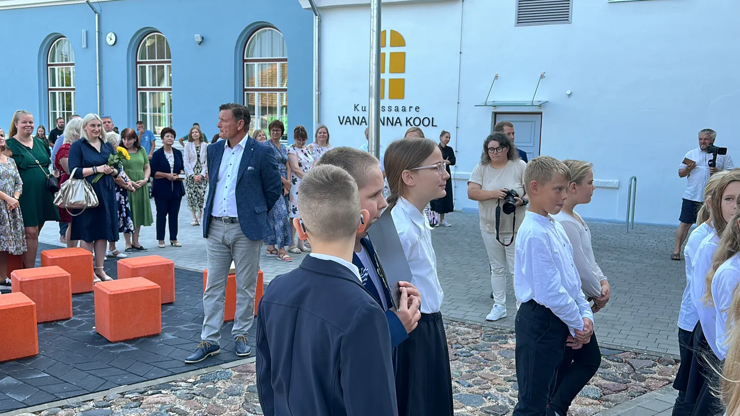Kuressaare Vanalinna kooli taasavamine. Foto on illustratiivne.