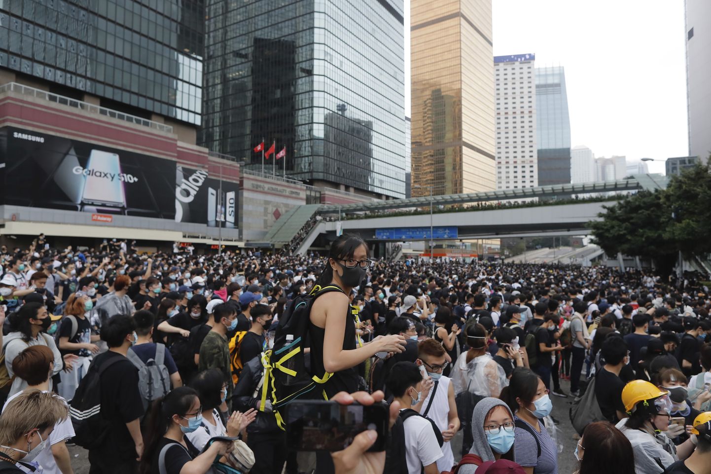 Hongkongi tänavatele kogunesid kolmapäeval taas meeleavaldajad.