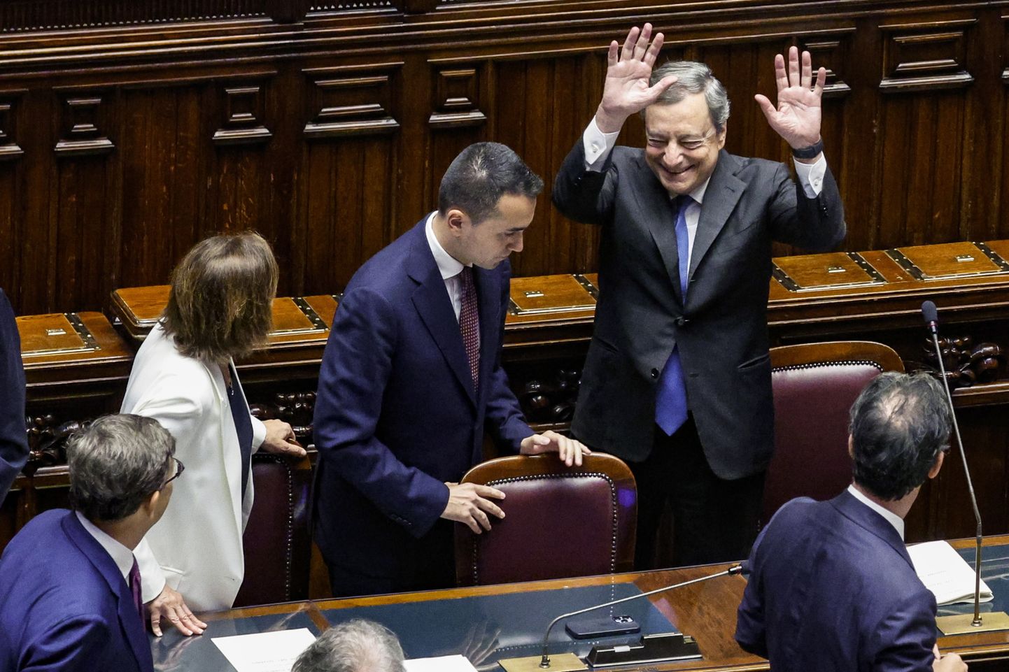 Премьер-министр Италии Драги объявил об отставке.