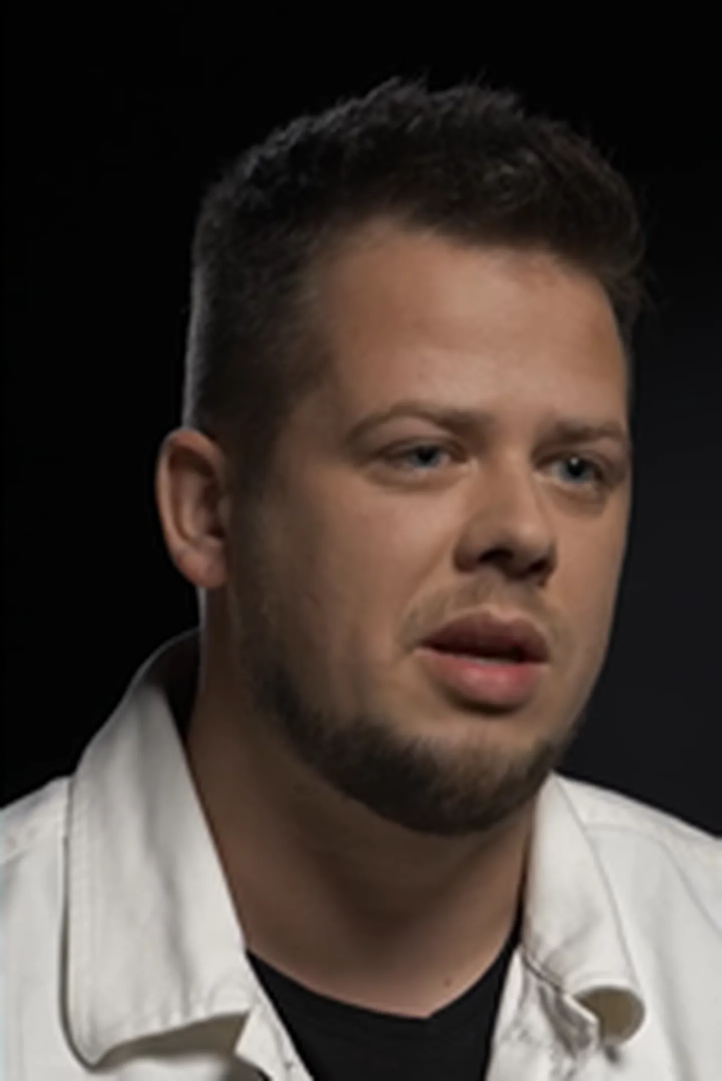 Dziedātājs Aivo Oskis