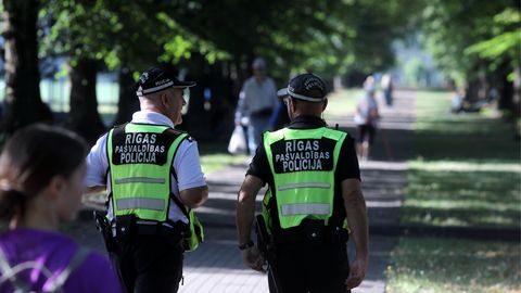 Rīgas policijai iegādāsies formastērpus