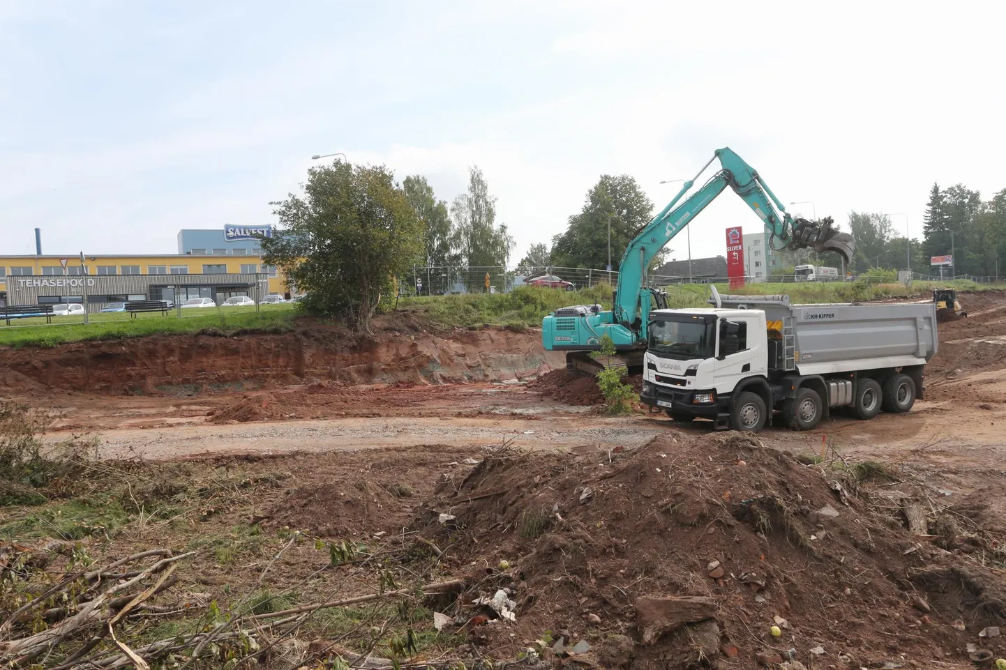 TRT02:EHITUSPLATS:TARTU, EESTI, 06SEP18 Salvesti konservitehase juurde Puiestee tänava algusesse hakatakse kortermaju ehitama. sa/Foto SILLE ANNUK/EESTI MEEDIA