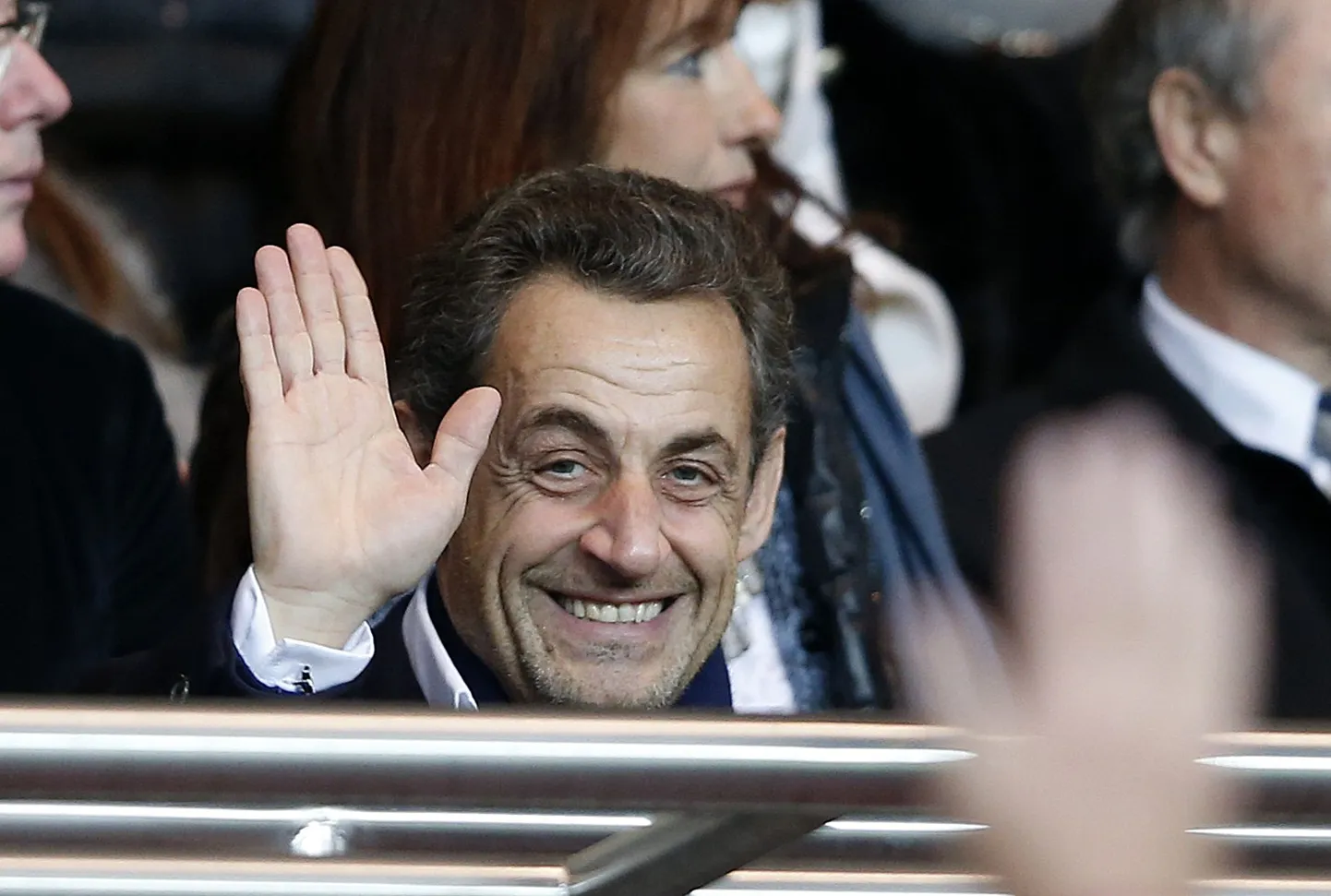 Nicolas Sarkozy jalgpallivõitluse tribüünil 16. detsembril 2012 Pariisis. Endine riigipea jälgis Pariisi Saint-Germaini ja Lyoni Olympique'i matši.