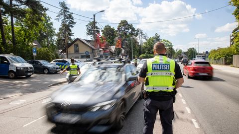 В Таллинне за два часа полиция поймала десяток пьяных водителей