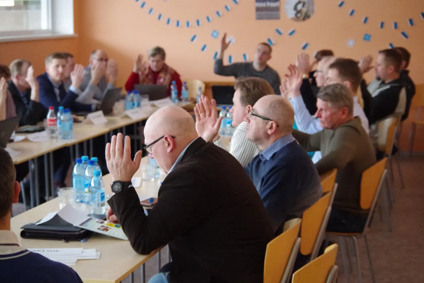 Kui praeguses Rõuge volikogus on 27 liiget, siis sügiseste valimiste järel on uues esinduskogus juba 19 liiget.