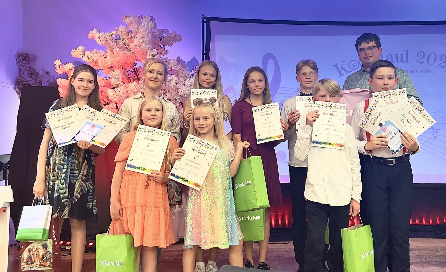 Konkursil edukalt osalenud Räpina õpilased