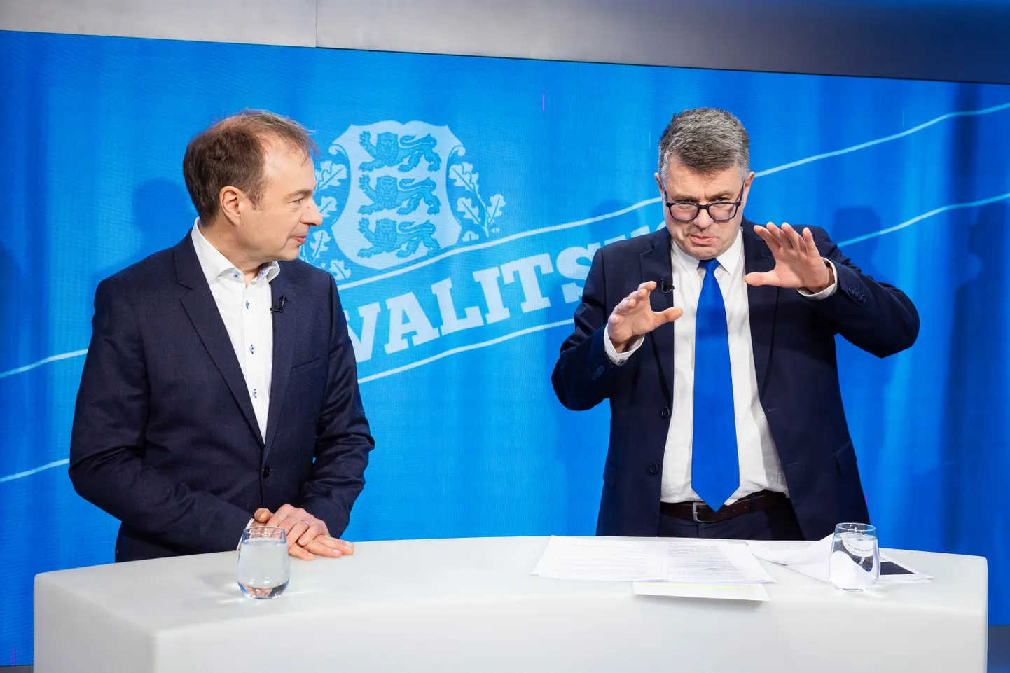 Saade «Varivalitsus». Saatekülaline on tööandjate keskliidu juht Hando Sutter. Saatejuht on Urmas Reinsalu.