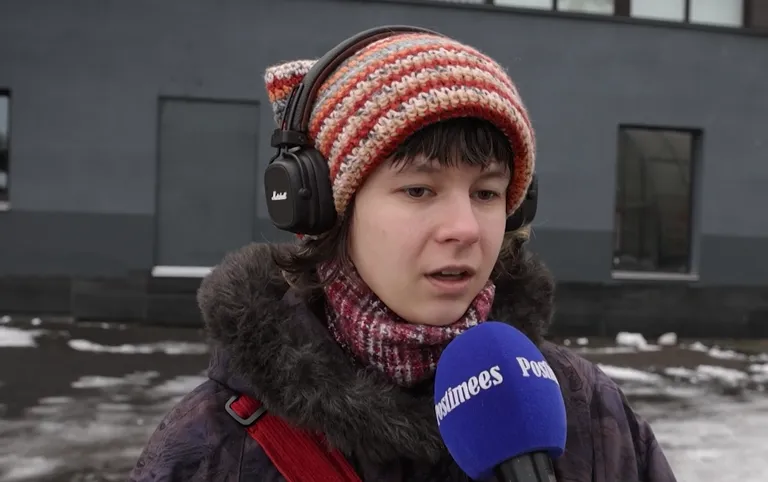 Алина.