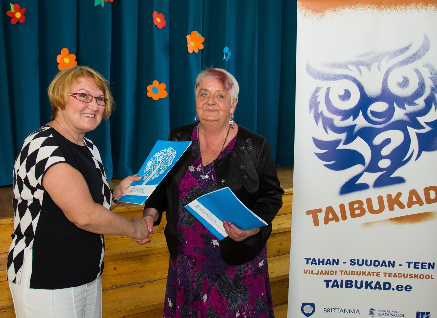 Taibukate teaduskool ja selle looja Lilian Tambek said tänavuse Viljandi linna aastapreemia.