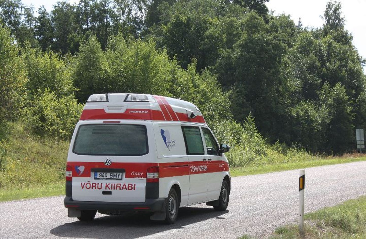 Kiirabi toimetas mootorratta juhi tervisekontrolliks haiglasse. Foto on illustratiivne.