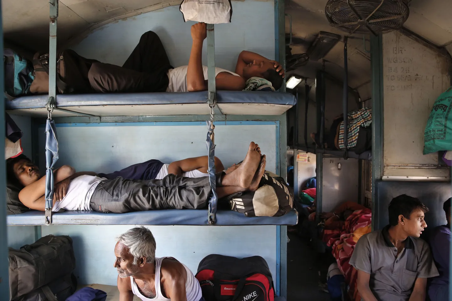 India rongi vagun.