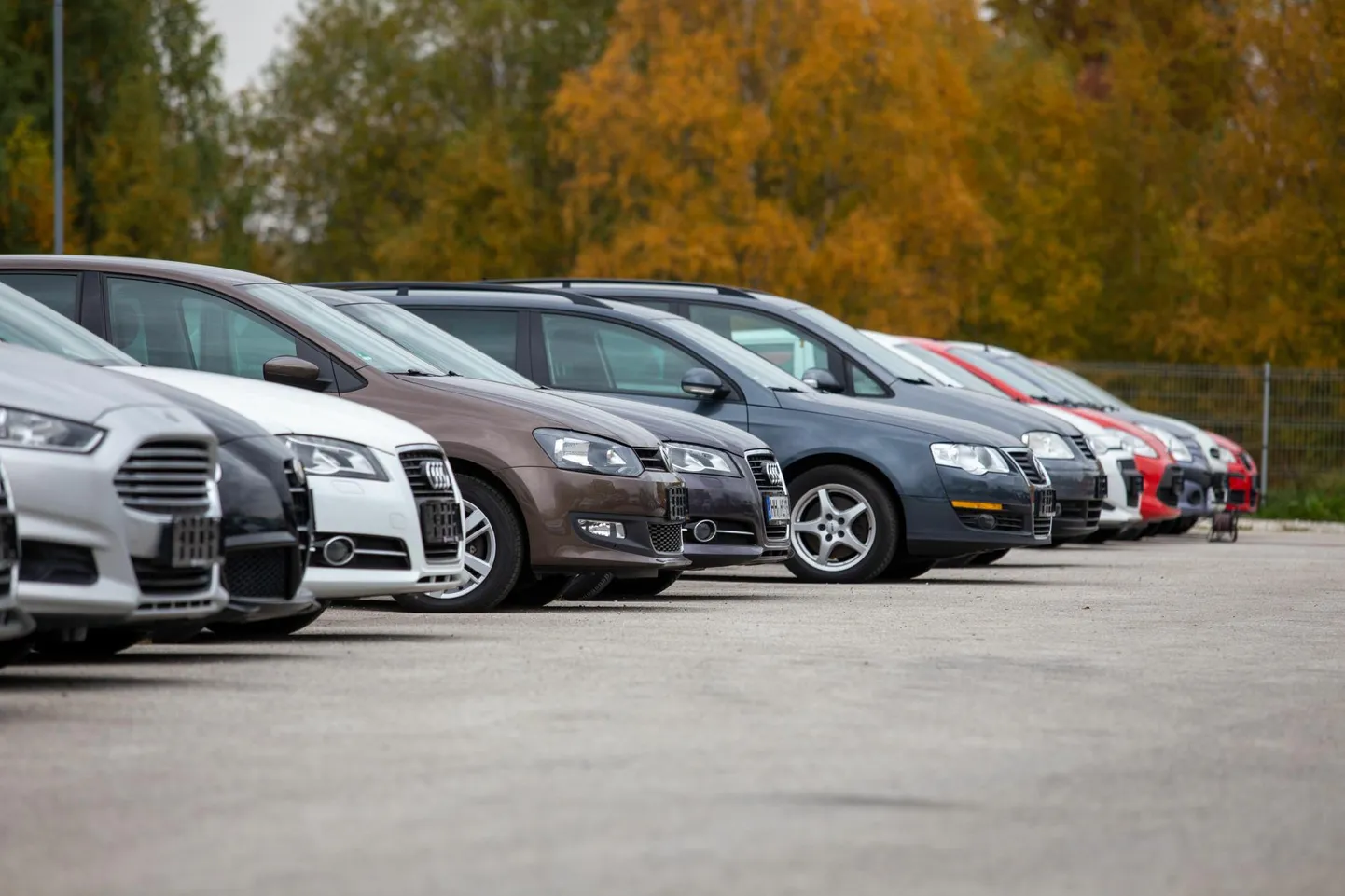 Eesti inimesed soovivad automaksu hirmus hoida ostetud auto pikemalt kasutuses ning rikkalikuma varustusega sõiduk hoiab aastatega oma väärtust paremini.