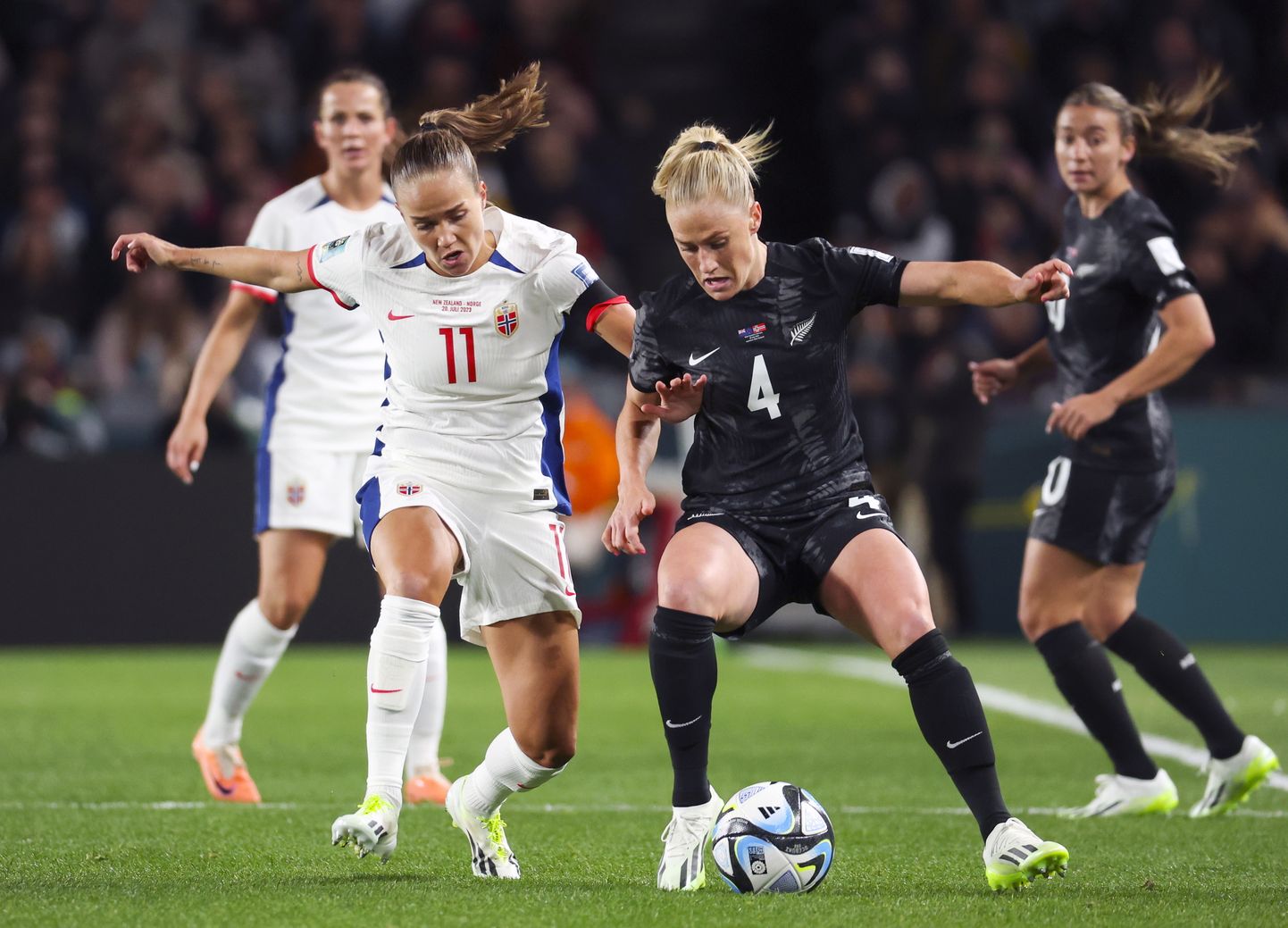 Austraalias ja Uus-Meremaal toimuvad 20. juulist kuni 20. augustini naiste jalgpalli maailmameistrivõistlused. Esimene kohtumine on Uus-Meremaa ja Norra koondise vahel Uus-Meremaal Aucklandis