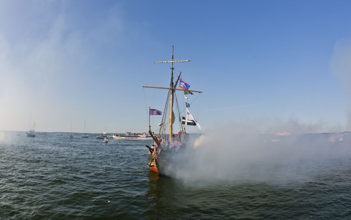 Tallinna lahel peeti maha merelahing, milles sõdisid viis vanaaegset laeva.