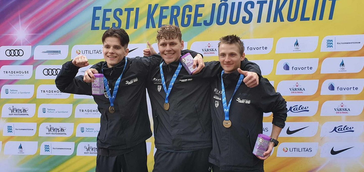 Noormeeste U-20 vanuseklassi 3 x 800 meetri jooksus võitsid esikoha Mark Azarevitš (vasakult), Taivo Muusikus ja Markko Gerassimov uue vabariikliku noorterekordiga.
