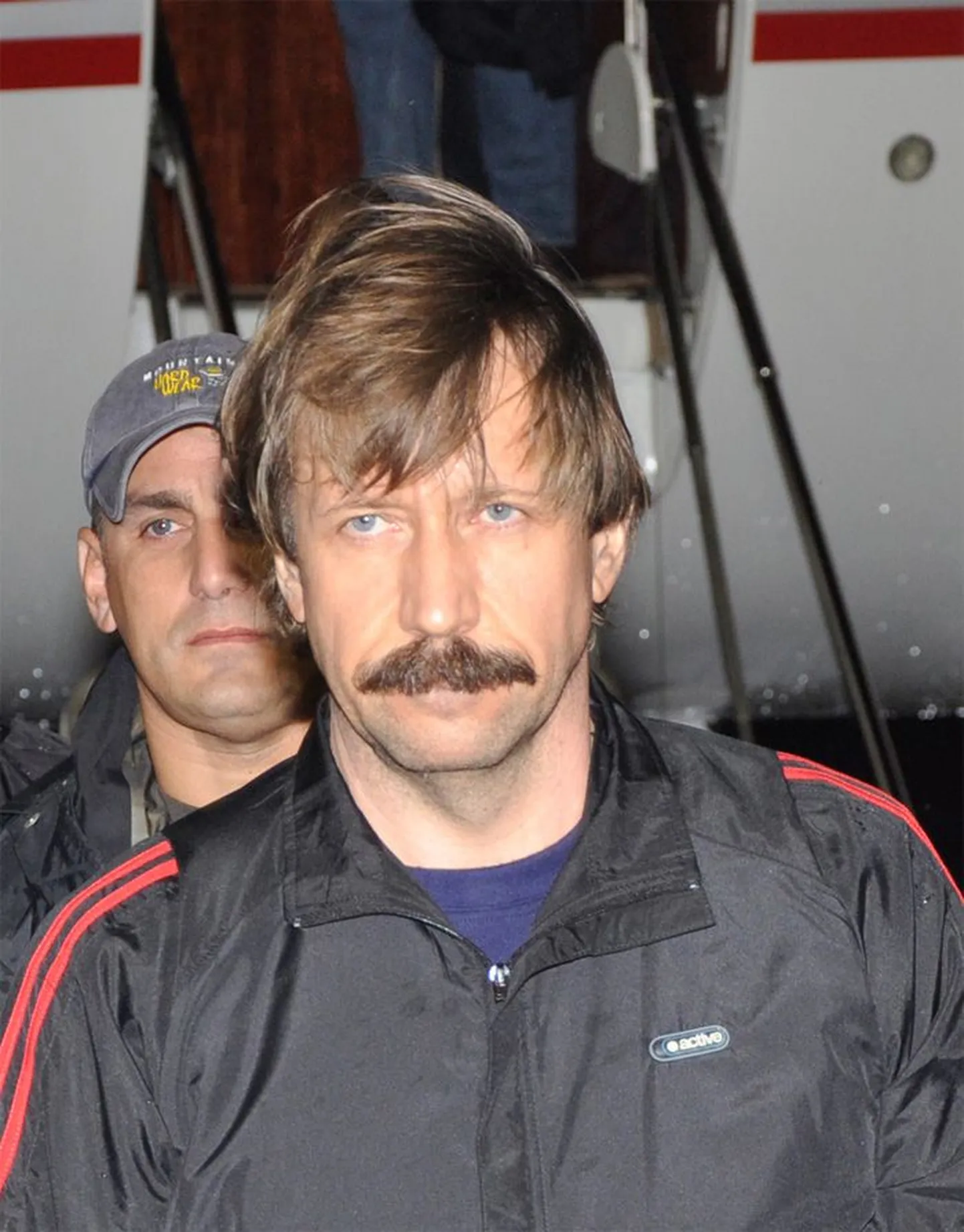 Viktor But New Yorgi lennujaamas.