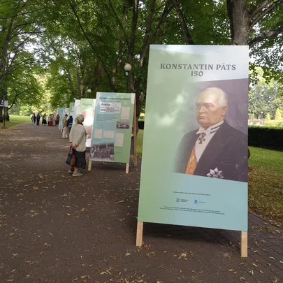 Oru pargi promenaadiks avati välinäitus, mis on pühendatud Eesti Vabariigi esimesele riigipeale.