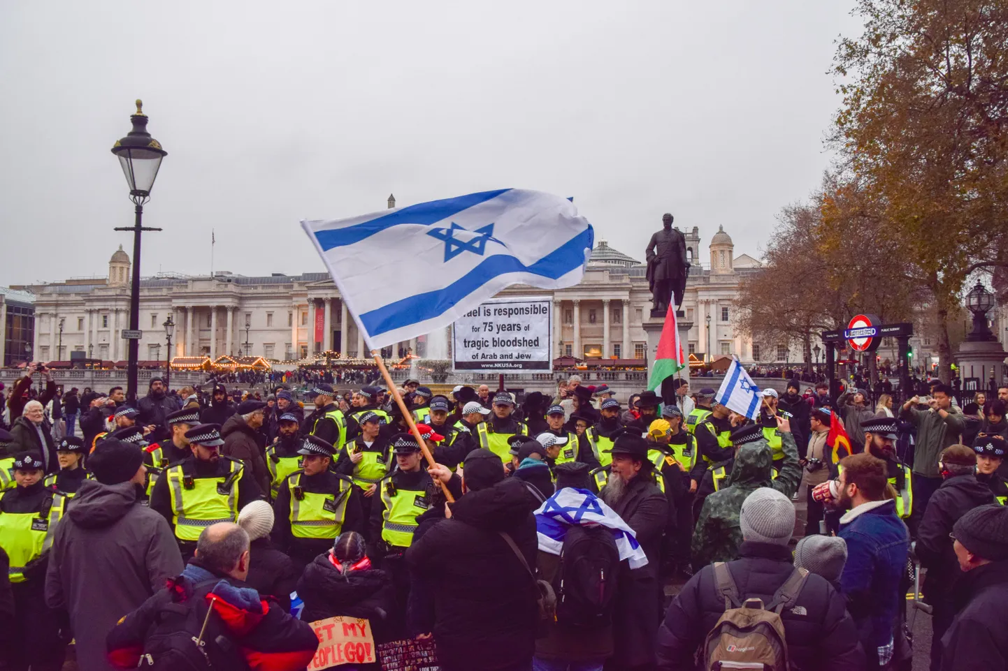 Antisemitismi vastane meeleavaldus Londonis.