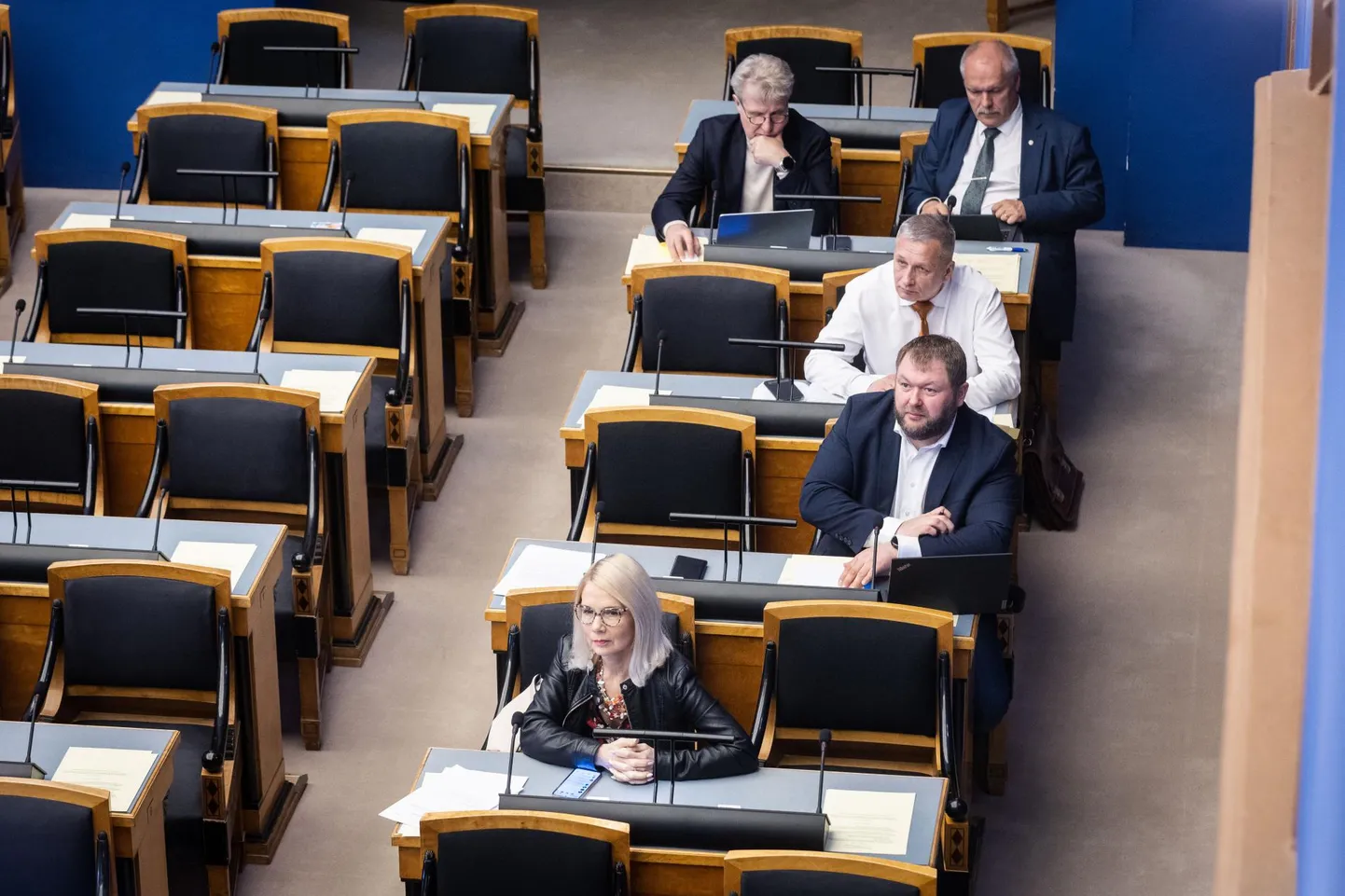 Opositsioonierakonnad korraldavad riigikogus obstruktsiooni.