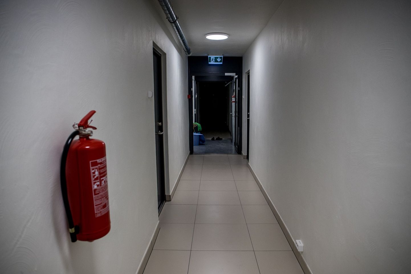 Renoveeritud ühiselamu koridor.