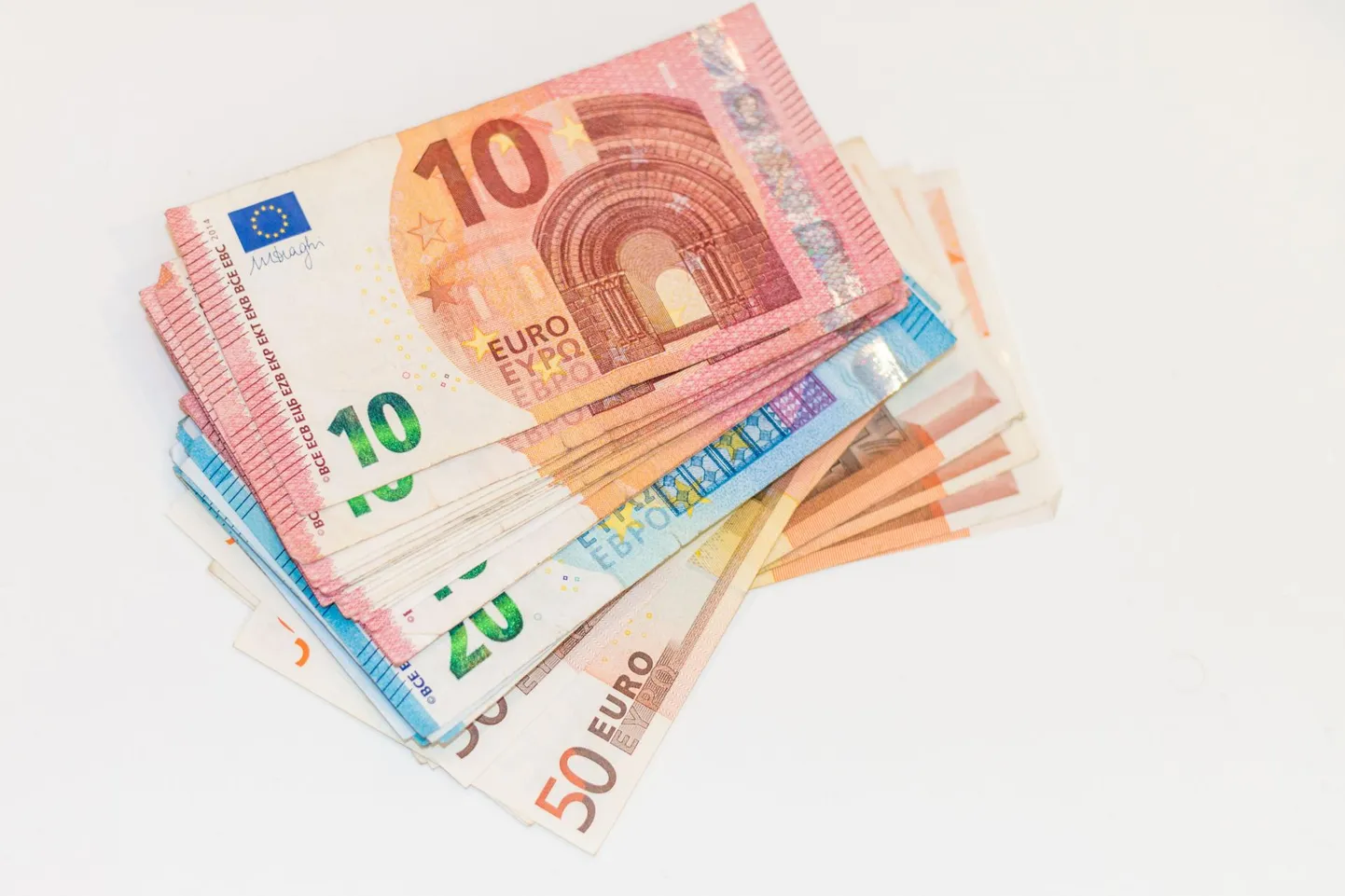 Valitsus külvas toetusteks 745 miljonit eurot.


Foto Arvo Meeks/Valgamaalane