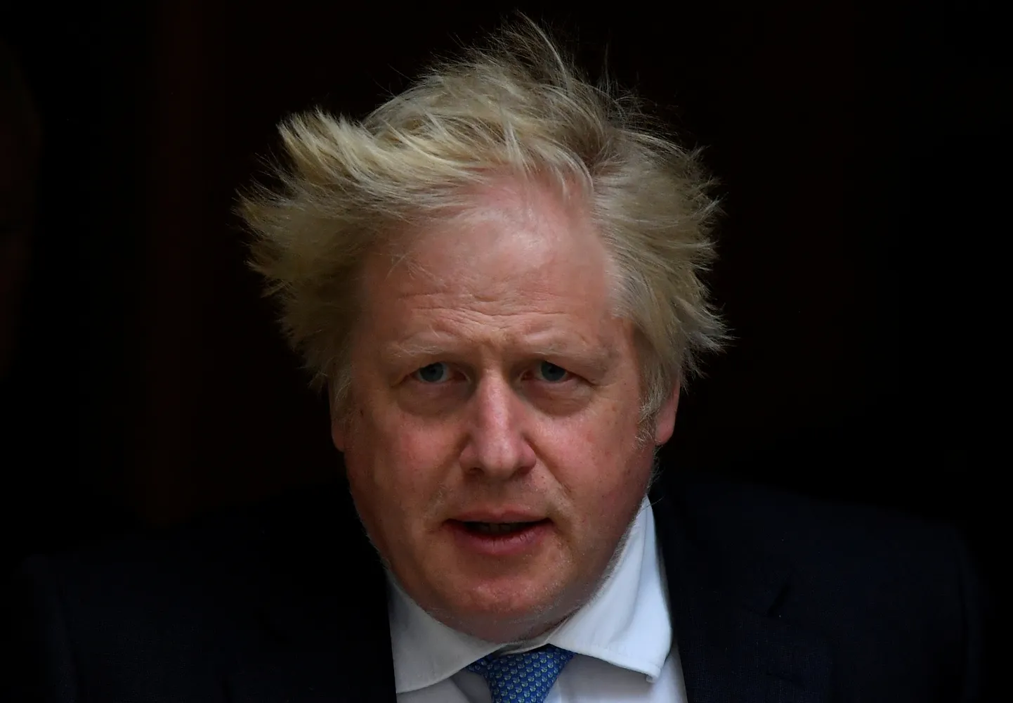 Boris Johnson palus vabandust.