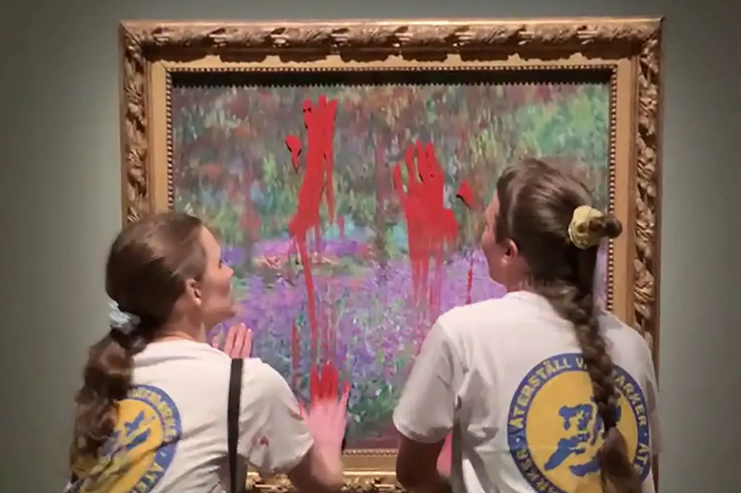 Rootsi keskkonnaaktivistid üritasid Claude Monet’ maali «Giverny kunstniku aed» värviga määrides tõmmata tähelepanu kliimakriisi ja tervishoiuprobleemide seostele