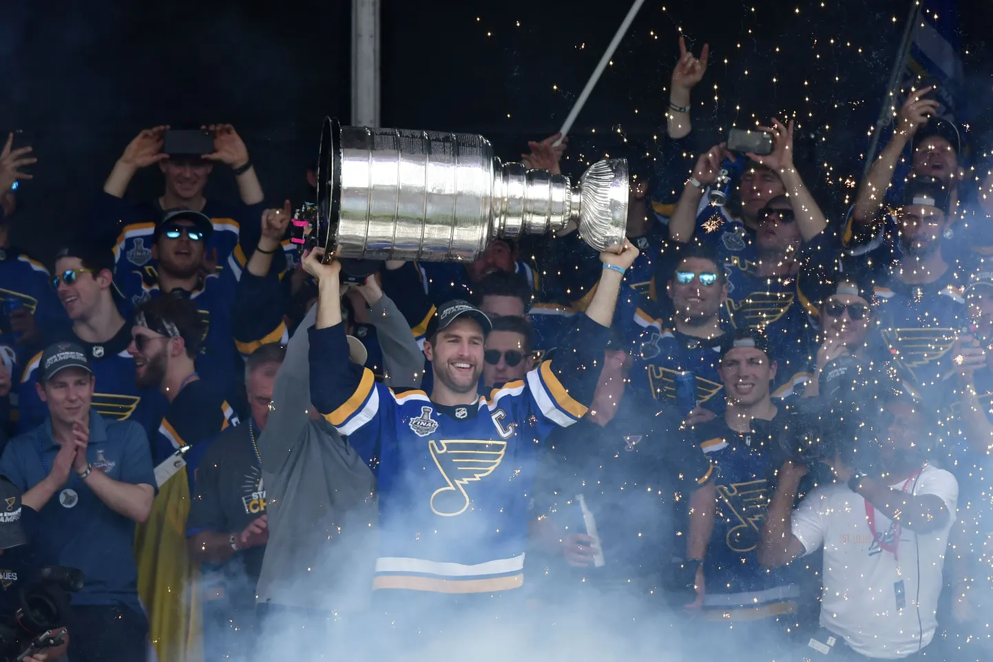 Eelmisel aastal võitis Stanley Cupi St Louis Bluesi jäähokimeeskond.