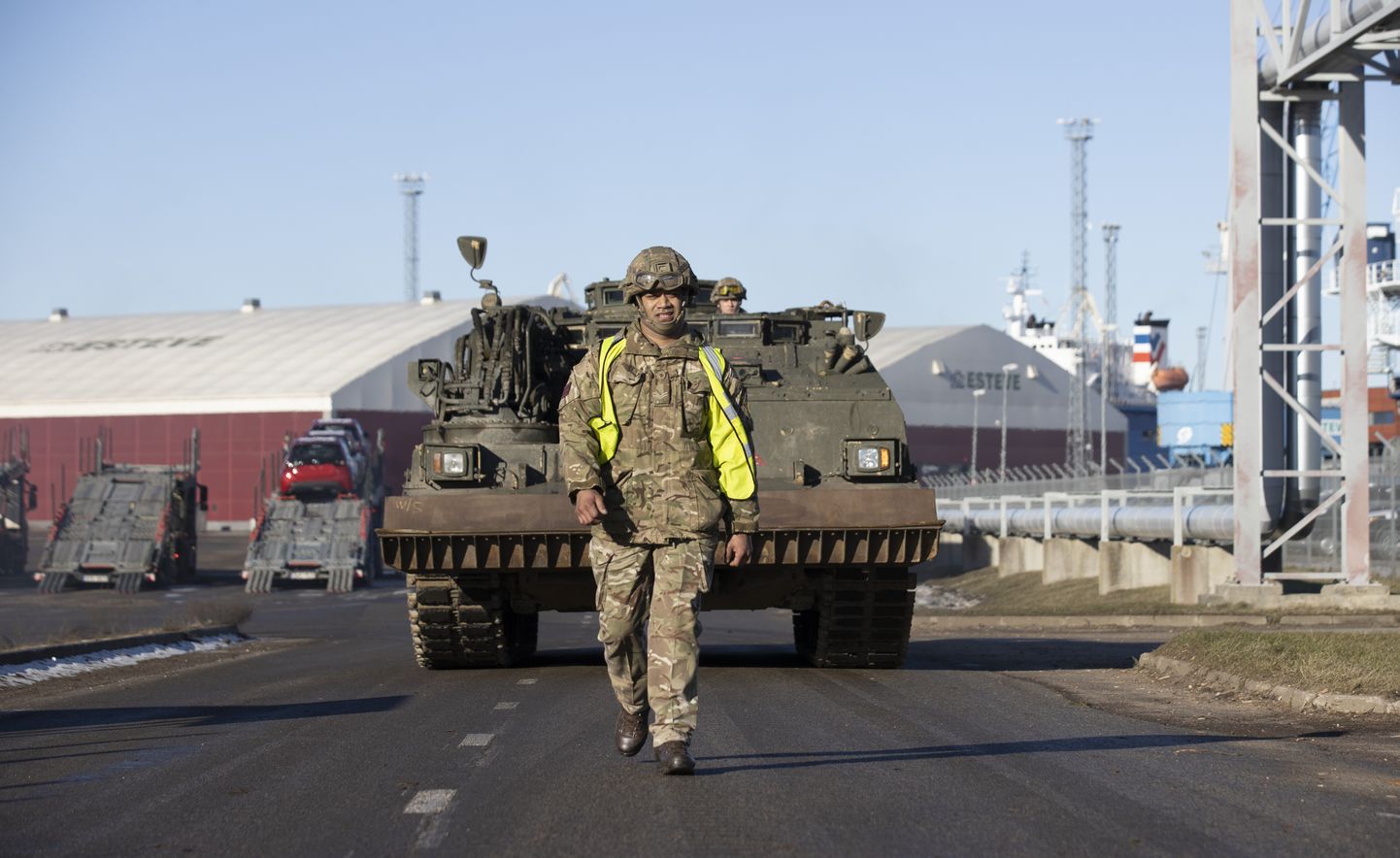 Järgmine NATO lahingugrupi täiendus jõudis läbi Paldiski sadama Eestisse