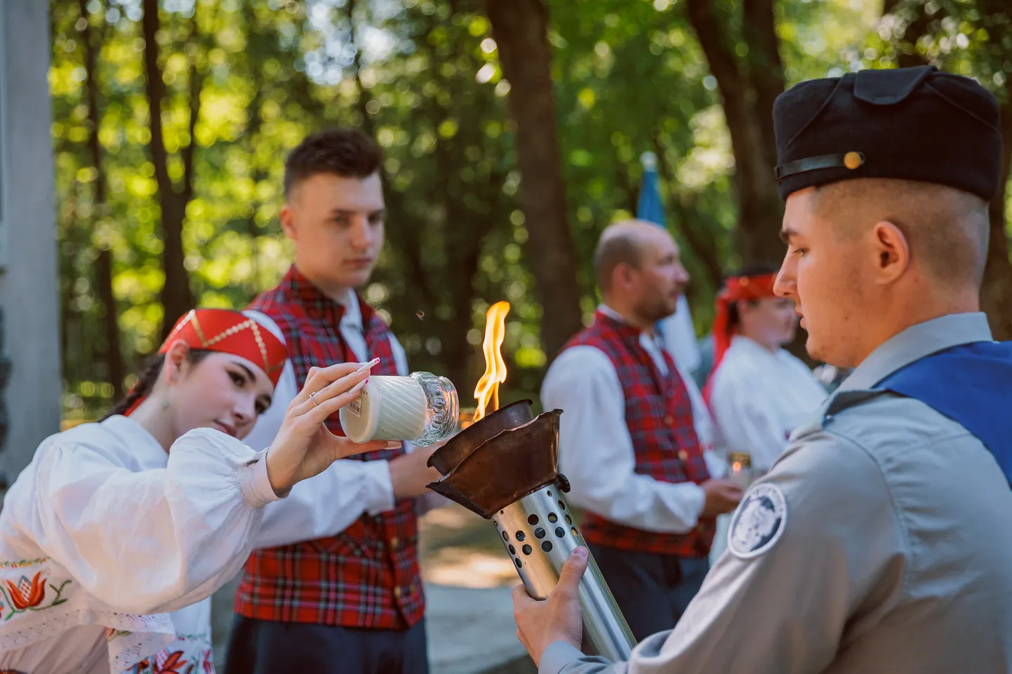 Maakaitsepäev Garnisoni kalmistul Narvas.
