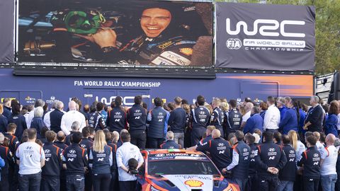 FOTO ⟩ WRC-sari mälestas ühiselt Craig Breeni