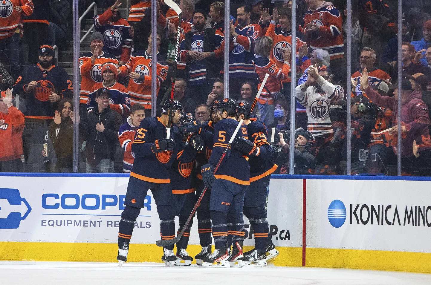 Edmontonas "Oilers" hokejisti