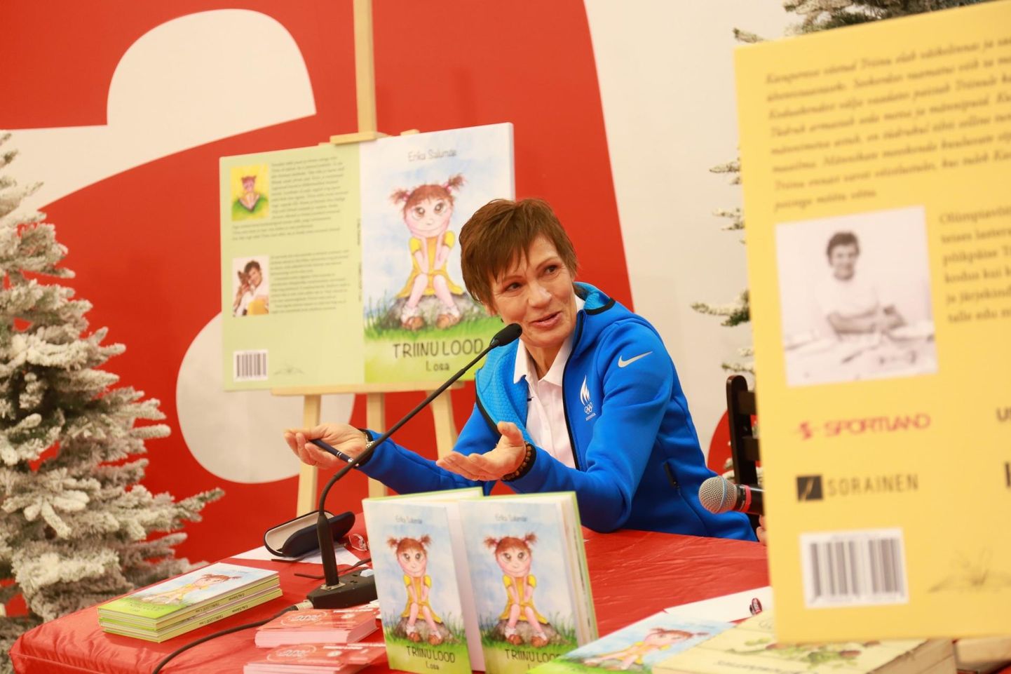 Kahekordne olümpiavõitja Erika Salumäe esitles täna õhtupoolikul Põhjakeskuses oma lasteraamatut.