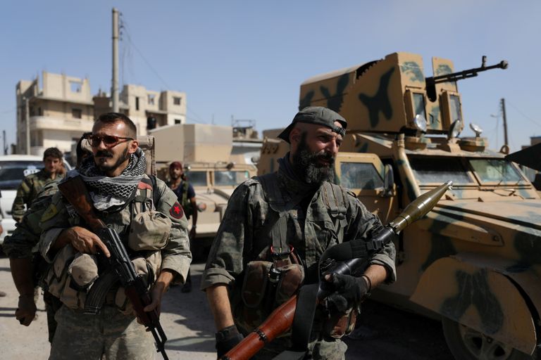 Süüria Demokraatlike Jõudude võitlejad mullu oktoobris Raqqas.